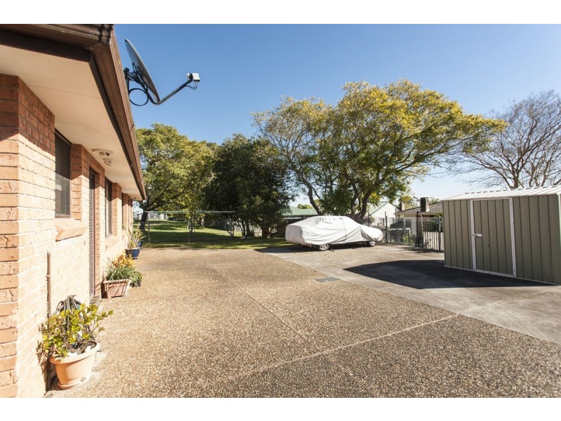2/18 Sabre Avenue, Raymond Terrace NSW 2324