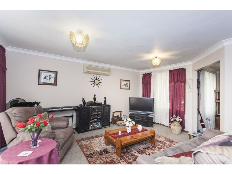 13 Holt Place, Raymond Terrace NSW 2324