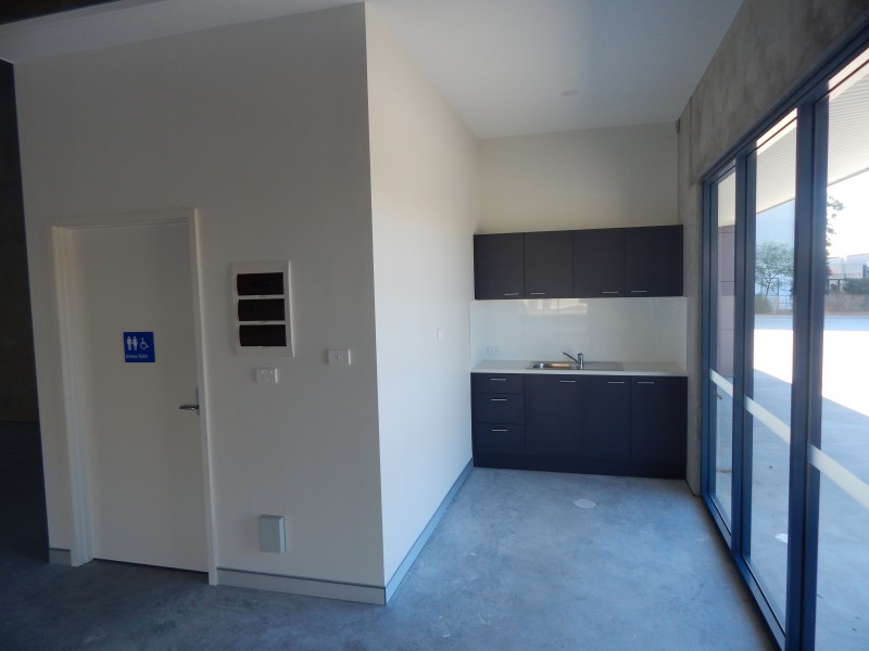 2/5 Frost Drive, Mayfield West NSW 2304