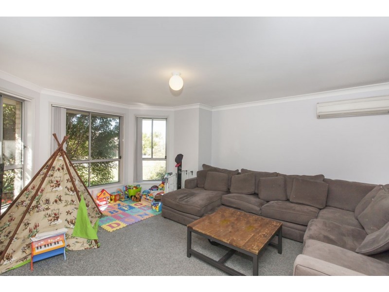 10 Manning Avenue, Raymond Terrace NSW 2324