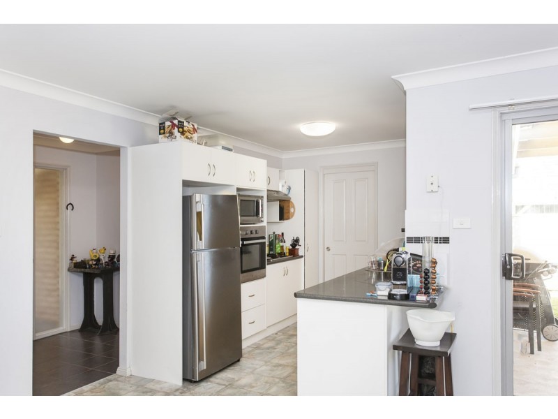 10 Manning Avenue, Raymond Terrace NSW 2324