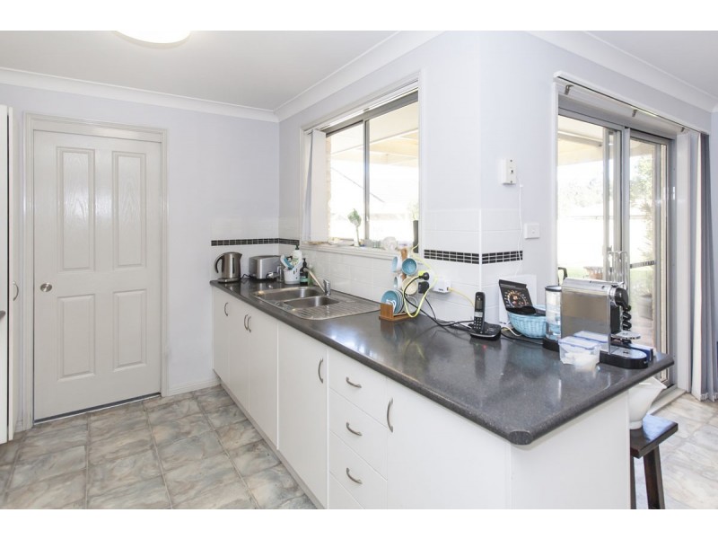 10 Manning Avenue, Raymond Terrace NSW 2324