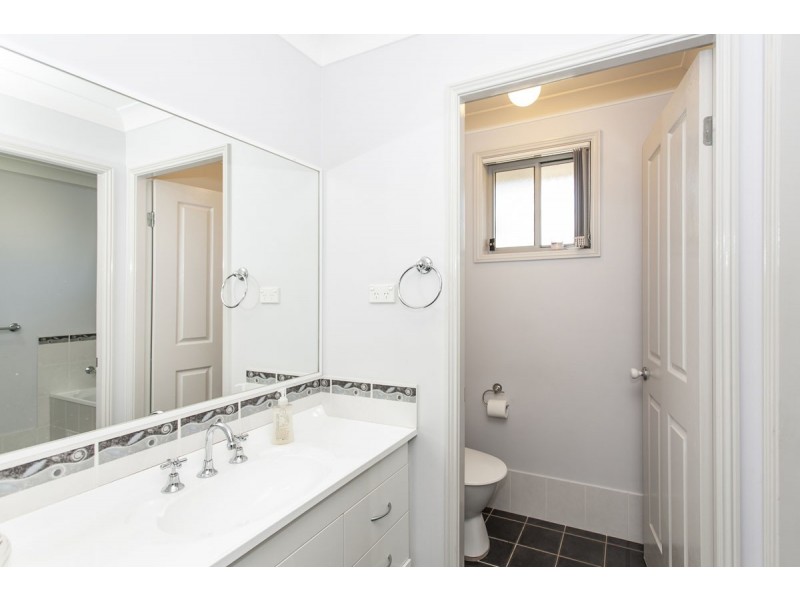 10 Manning Avenue, Raymond Terrace NSW 2324