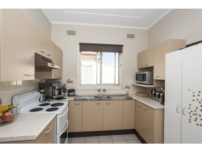 150 Chatham Street, Broadmeadow NSW 2292