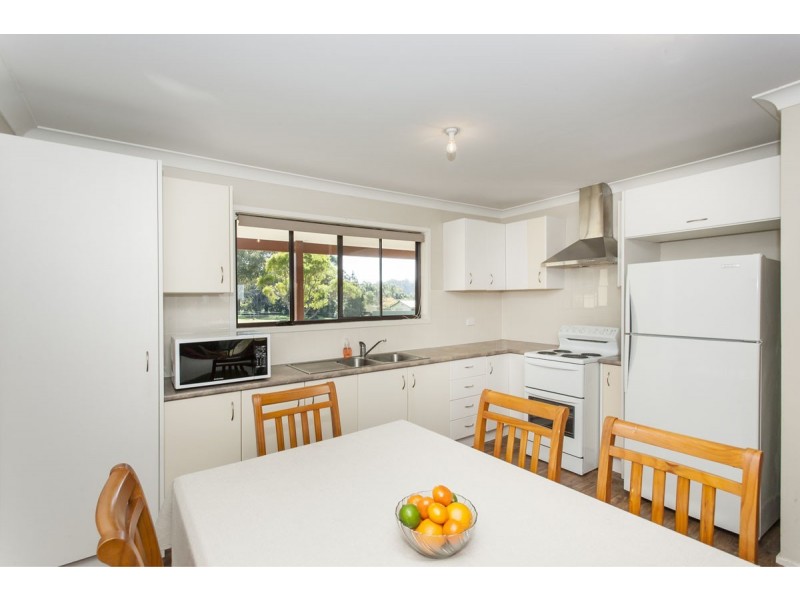 3 Market Street, Wallalong NSW 2320