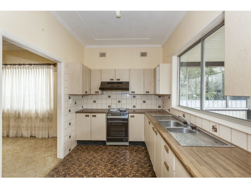 76 Christie Road, Tarro NSW 2322