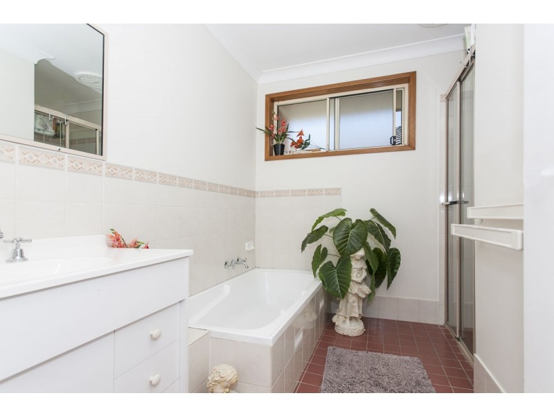75 Hastings Drive, Raymond Terrace NSW 2324