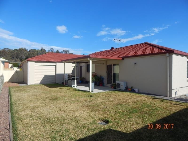 3 MCPHERSON PLACE, Raymond Terrace NSW 2324