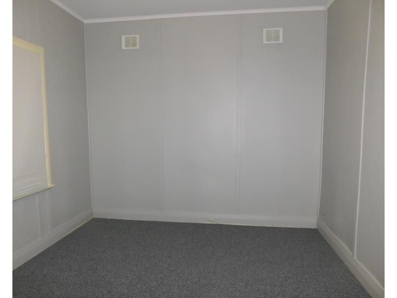 31 BRIDGES ROAD, New Lambton NSW 2305