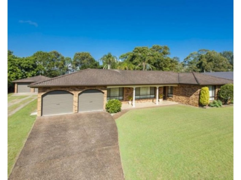 10 ELIZABETH AVENUE, Raymond Terrace NSW 2324