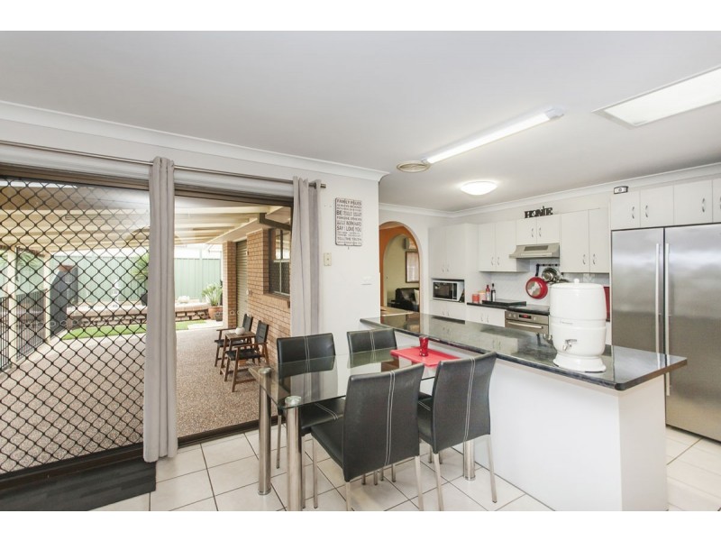 14 Macquarie Close, Raymond Terrace NSW 2324