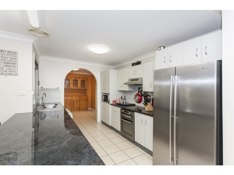 14 Macquarie Close, Raymond Terrace NSW 2324