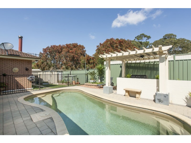 14 Macquarie Close, Raymond Terrace NSW 2324