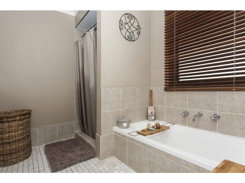 100 Alton Road, Raymond Terrace NSW 2324