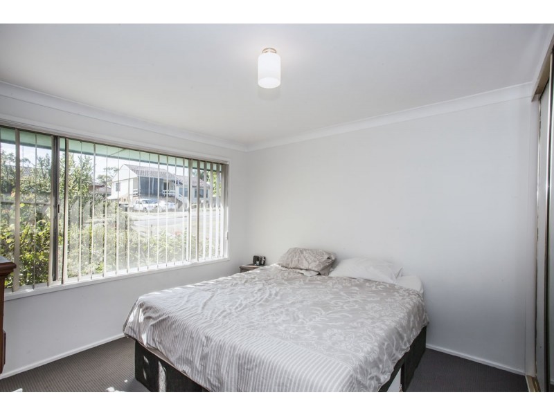 11 Kookaburra Parade, Woodberry NSW 2322