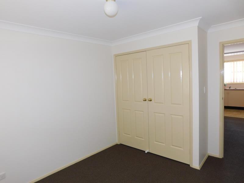 2/19 HOLLYDEEN AVENUE, Raymond Terrace NSW 2324