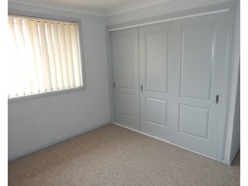 2/3 OAK CIRCUIT, Raymond Terrace NSW 2324