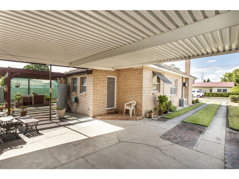 15 Warringhi Street, Raymond Terrace NSW 2324