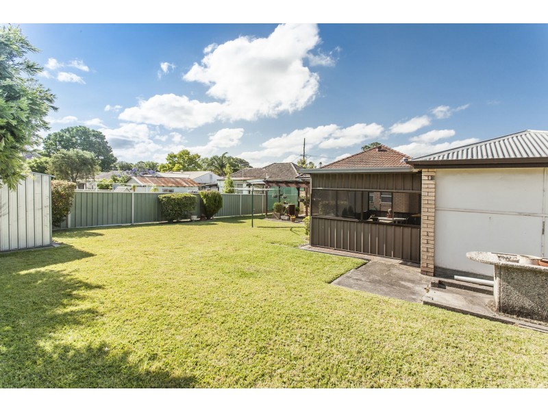 15 Warringhi Street, Raymond Terrace NSW 2324