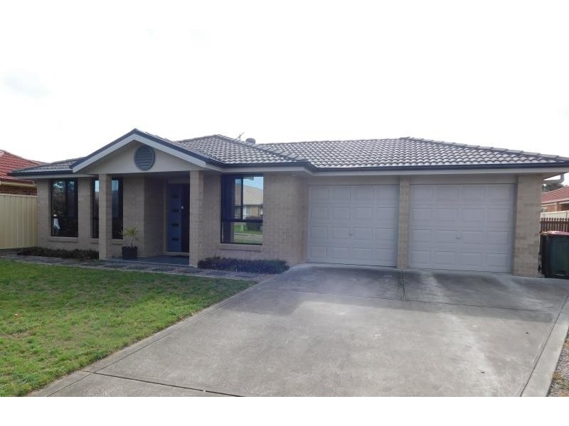 26 MANNING AVENUE, Raymond Terrace NSW 2324