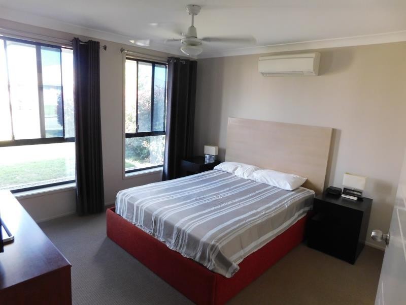 26 MANNING AVENUE, Raymond Terrace NSW 2324