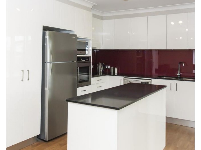 10 LOFTUS PLACE, Raymond Terrace NSW 2324