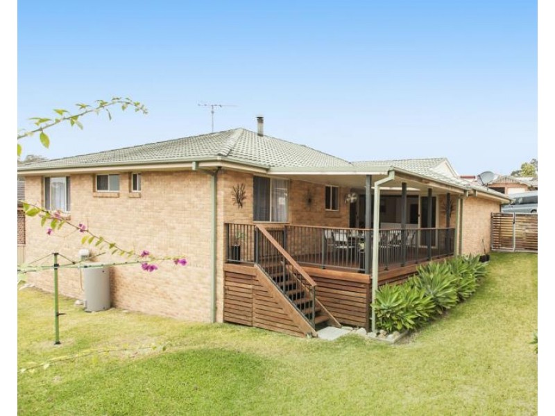 10 LOFTUS PLACE, Raymond Terrace NSW 2324