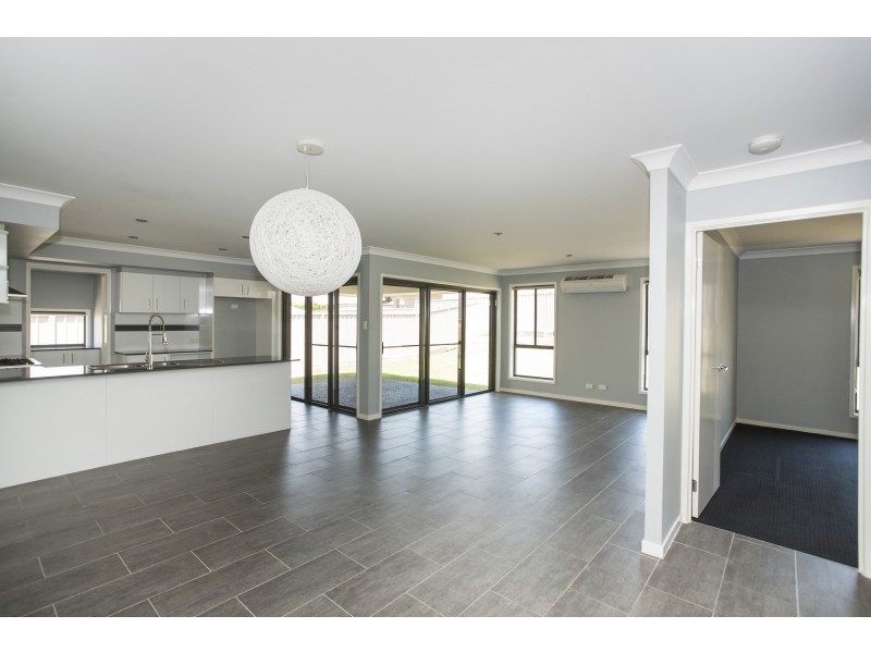 15 Reo Street, Largs NSW 2320