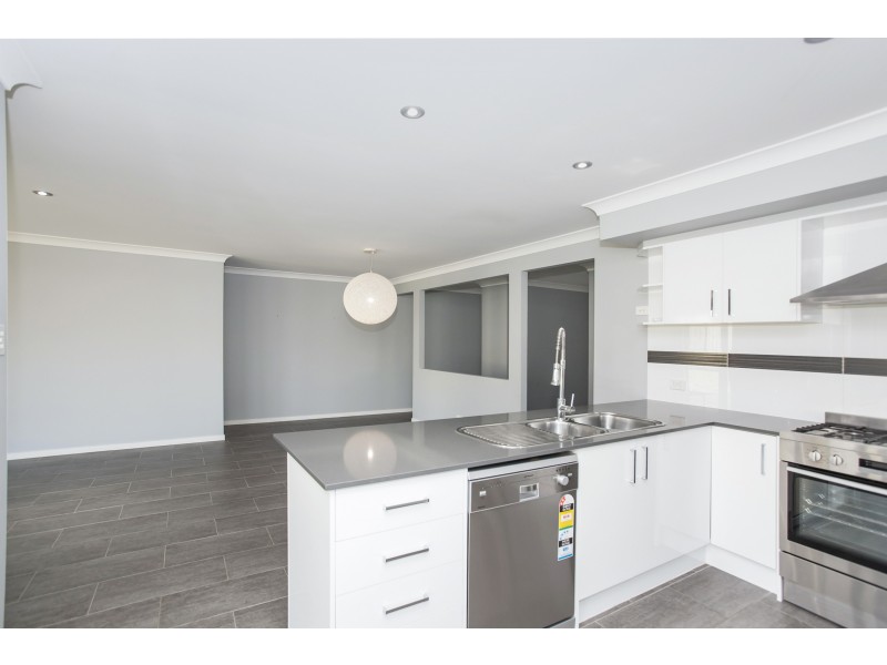 15 Reo Street, Largs NSW 2320