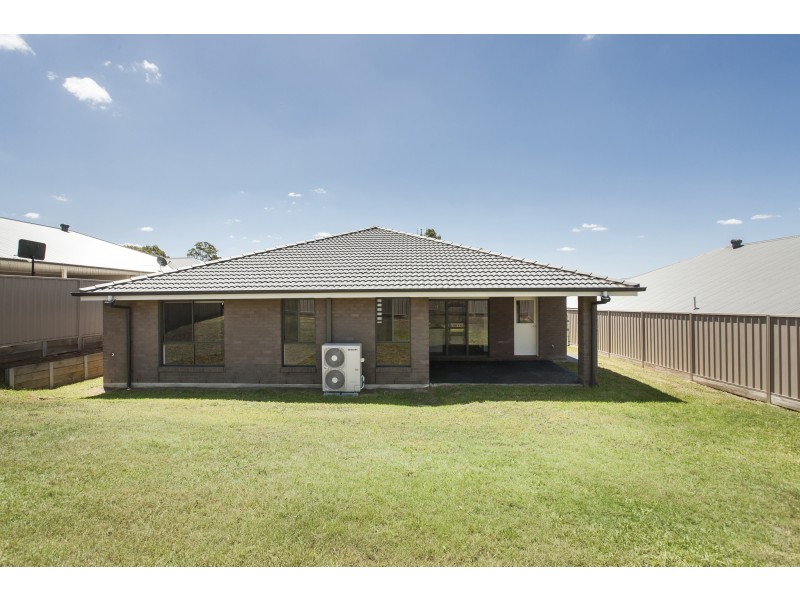 15 Reo Street, Largs NSW 2320