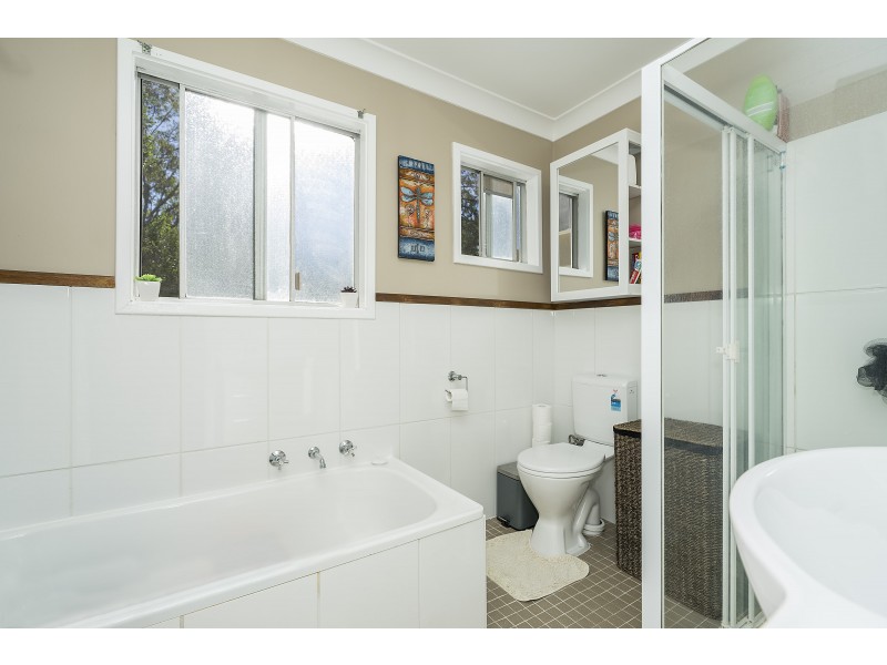 17 Lowe Street, Clarence Town NSW 2321