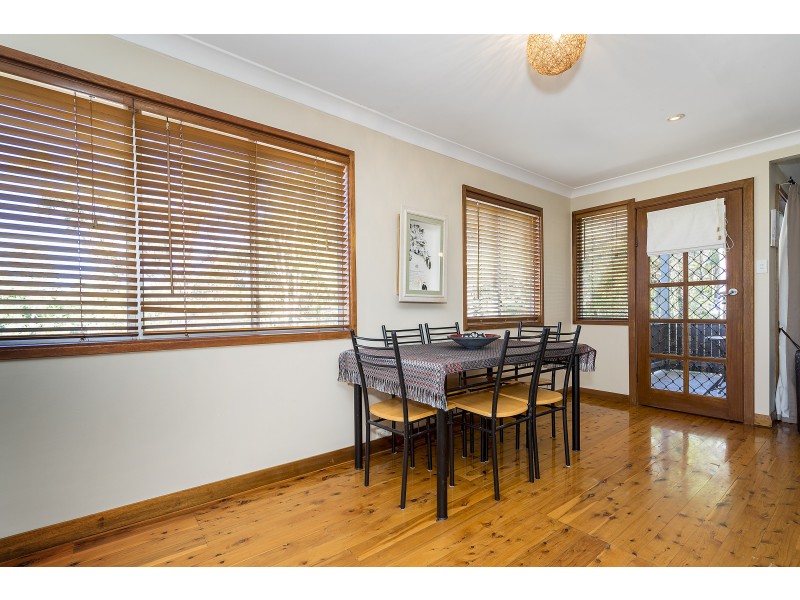 17 Lowe Street, Clarence Town NSW 2321