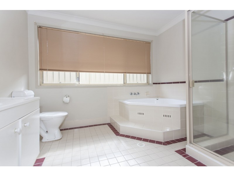 25 Dalyell Way, Raymond Terrace NSW 2324