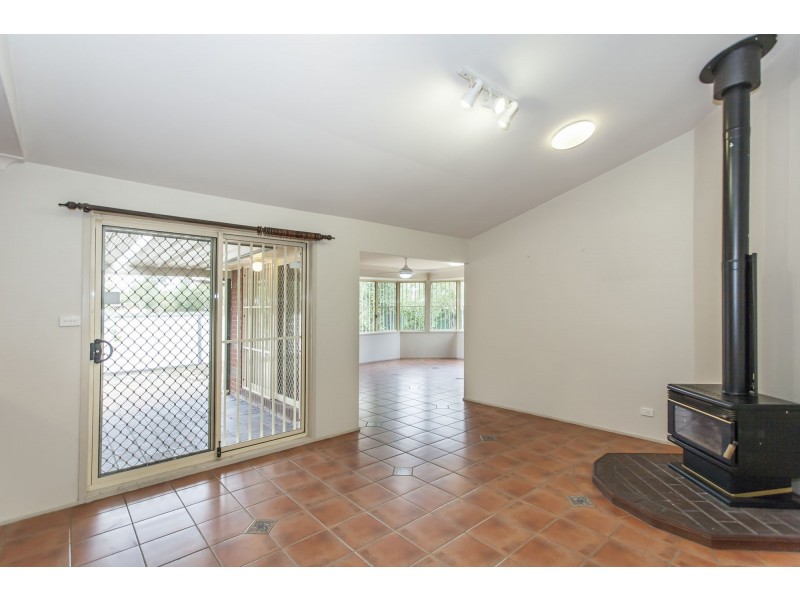 25 Dalyell Way, Raymond Terrace NSW 2324