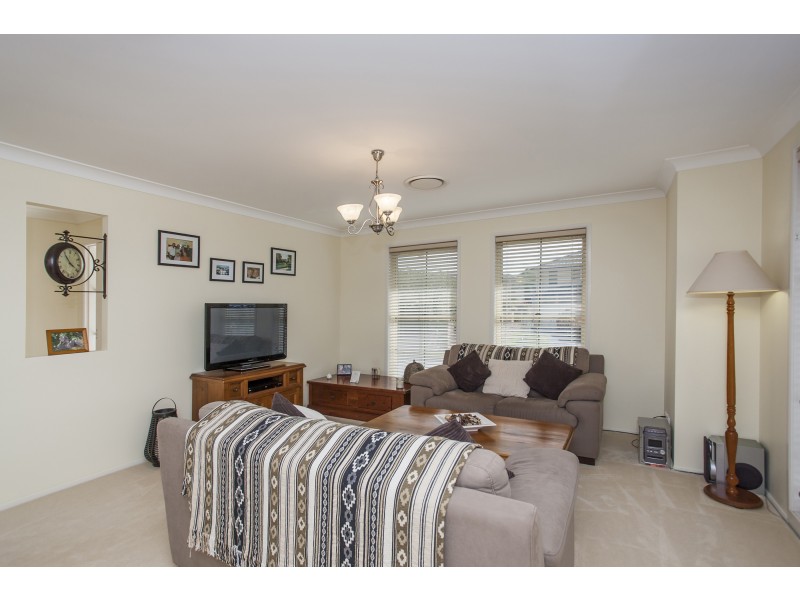 7 Falconer Close, Raymond Terrace NSW 2324