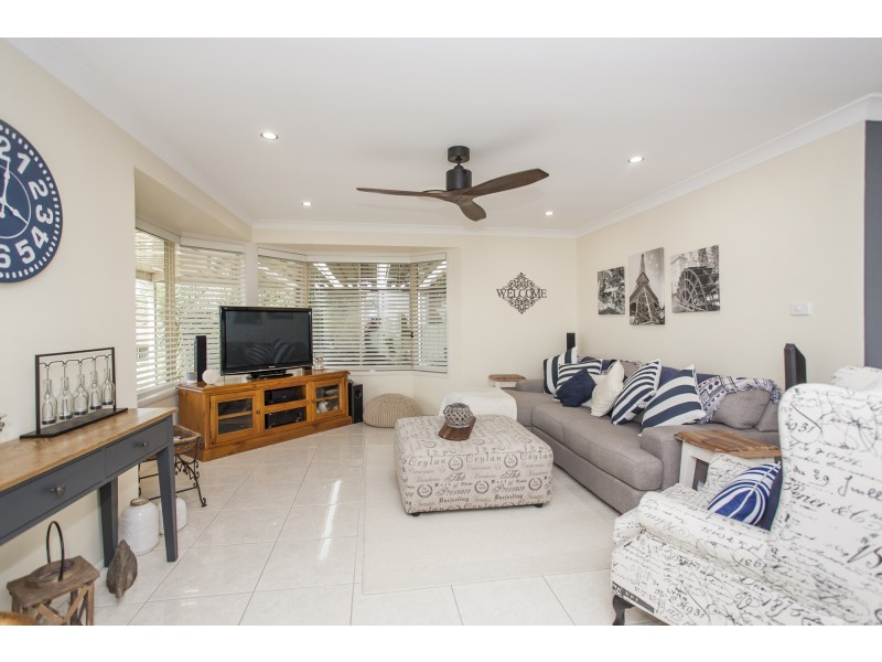 7 Falconer Close, Raymond Terrace NSW 2324