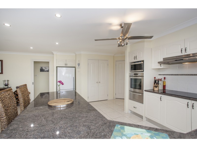 7 Falconer Close, Raymond Terrace NSW 2324