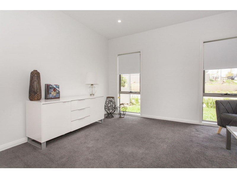 103 Triton Boulevard, North Rothbury NSW 2335