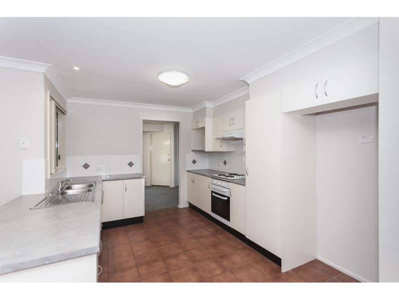 11 Dangar Circuit, Medowie NSW 2318