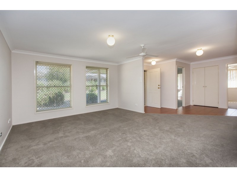 11 Dangar Circuit, Medowie NSW 2318