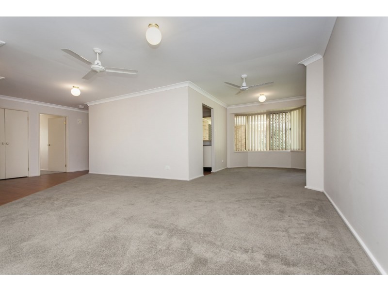 11 Dangar Circuit, Medowie NSW 2318