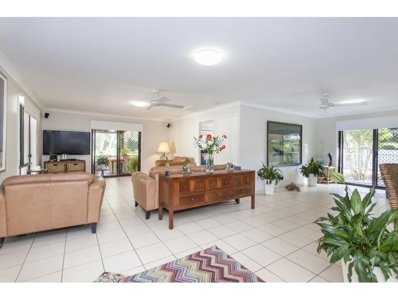 11 Hideaway Drive, Salt Ash NSW 2318
