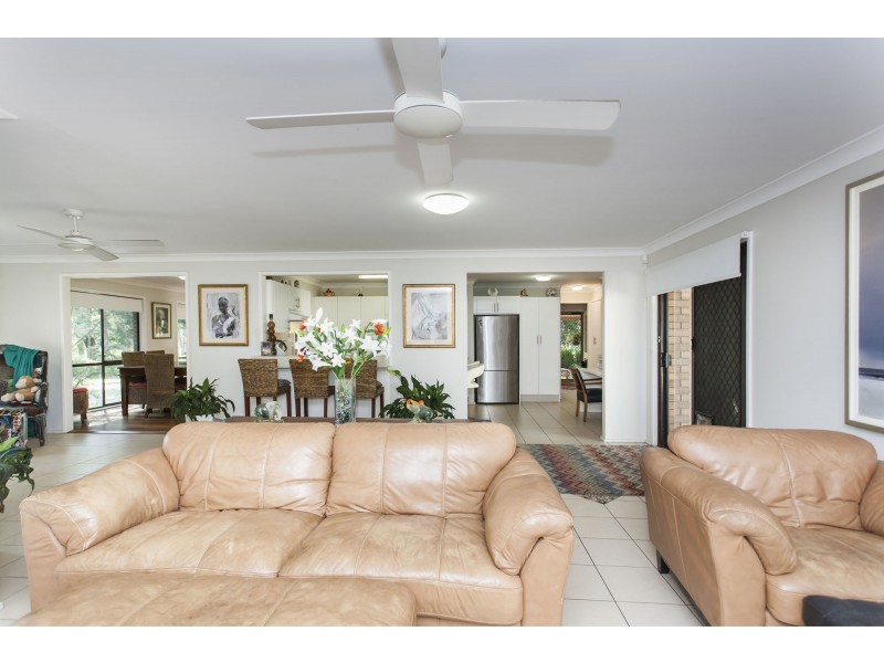 11 Hideaway Drive, Salt Ash NSW 2318