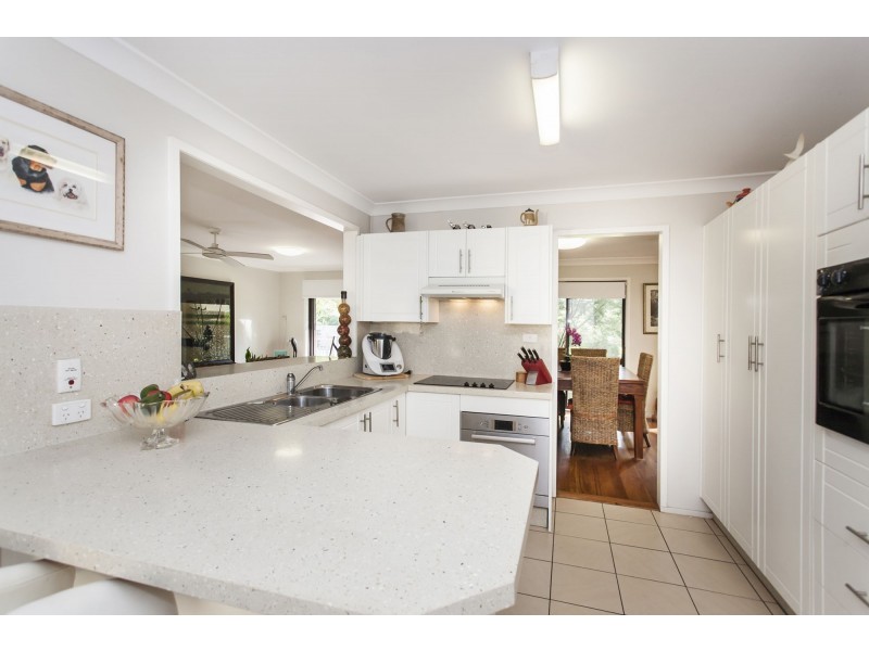 11 Hideaway Drive, Salt Ash NSW 2318
