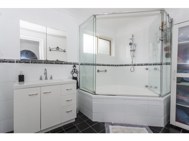 70 HASTINGS DRIVE, Raymond Terrace NSW 2324