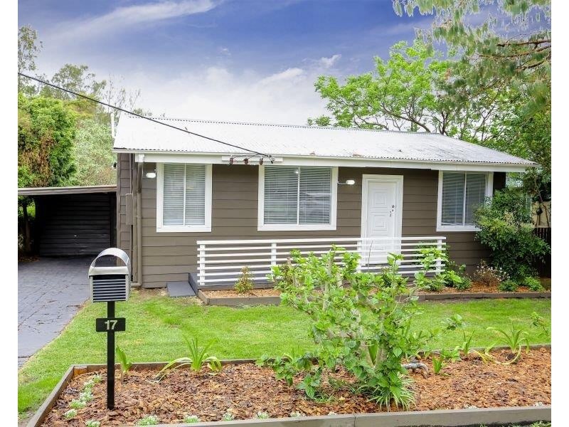 17 WINDSOR STREET, Raymond Terrace NSW 2324