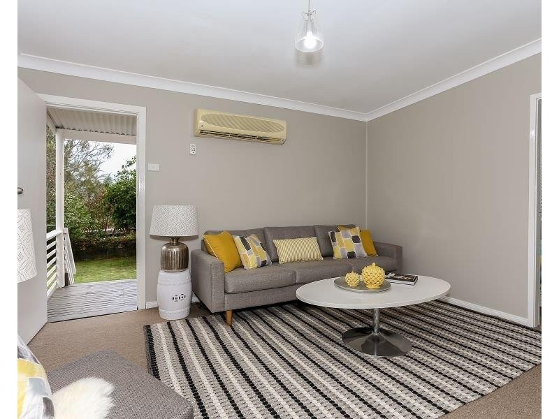 17 WINDSOR STREET, Raymond Terrace NSW 2324