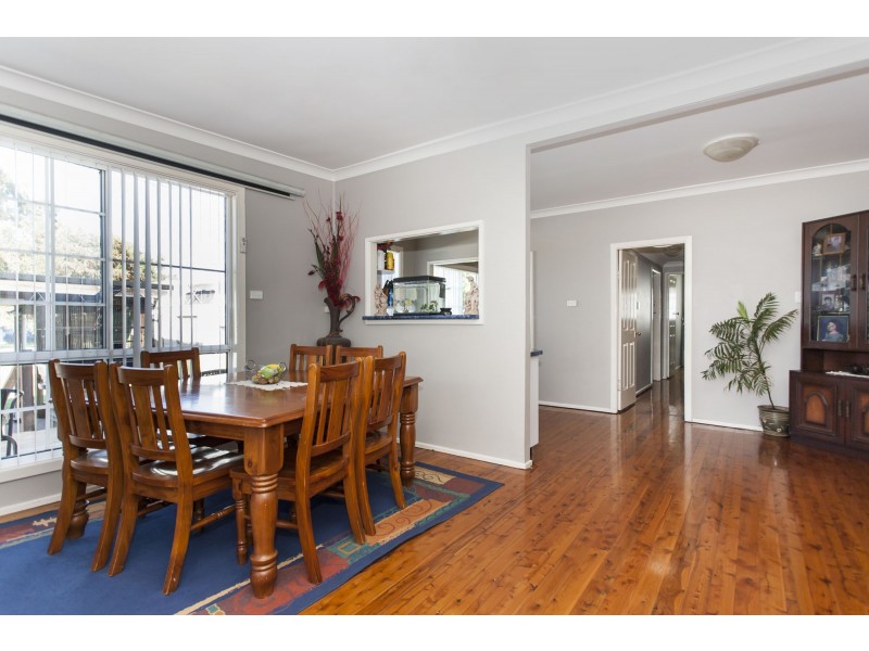 23 Gwen Parade, Raymond Terrace NSW 2324