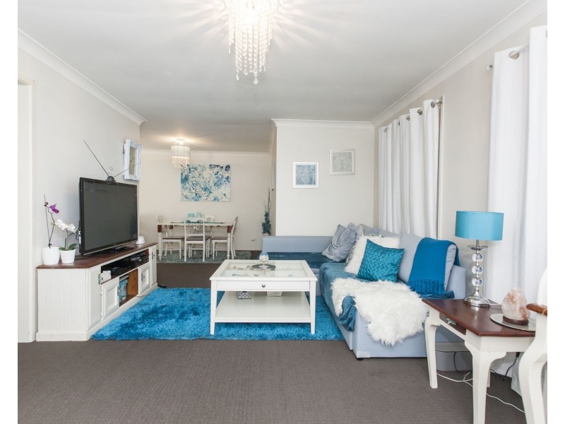 Unit 1 & 2/2 Blair Close, Raymond Terrace NSW 2324