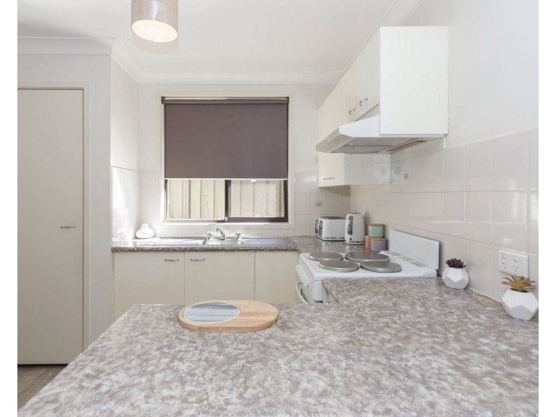 Unit 1 & 2/2 Blair Close, Raymond Terrace NSW 2324